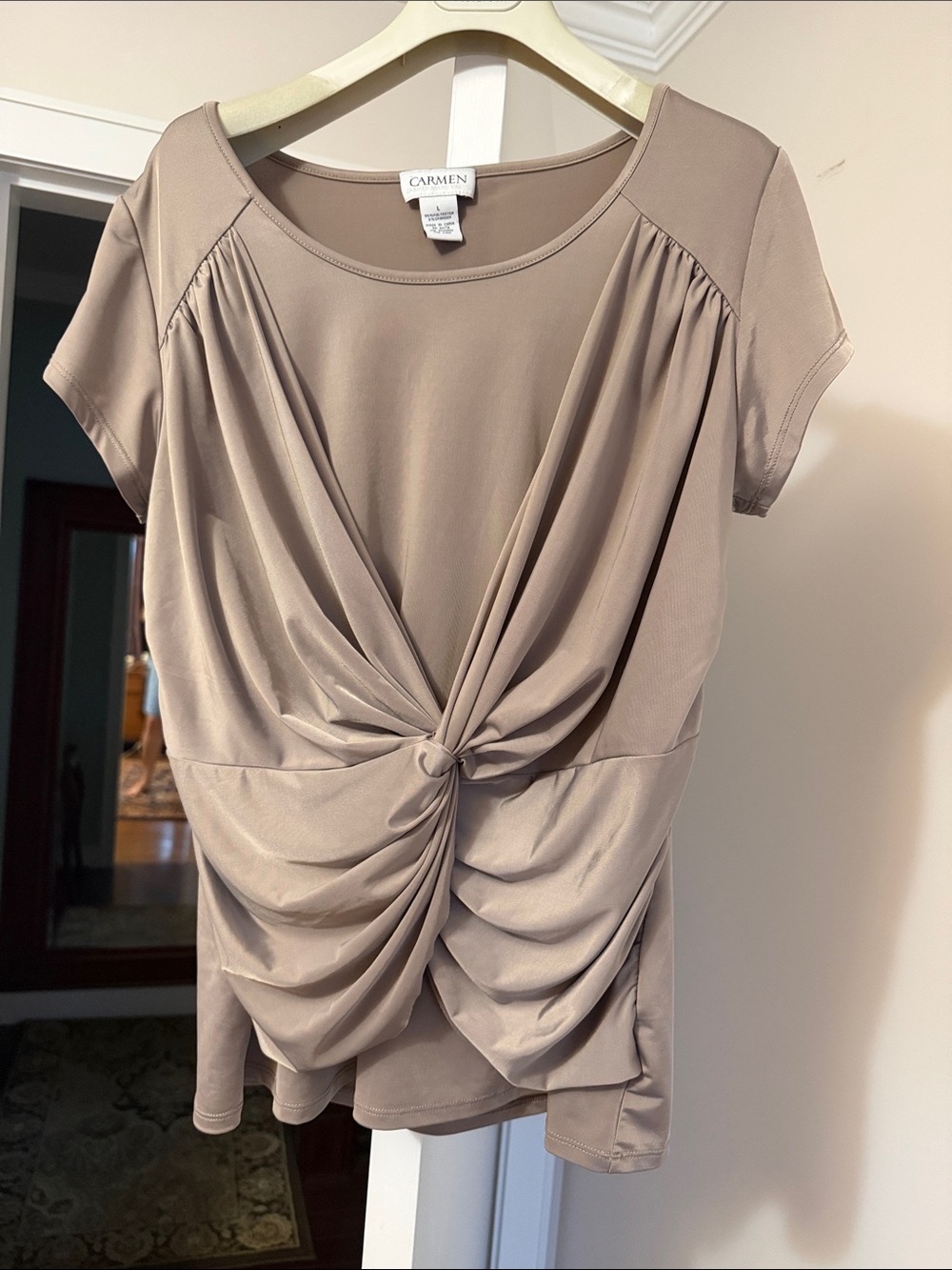 Carmen Marc Valvo Taupe Knot-Front Short Sleeve Blouse top size L
